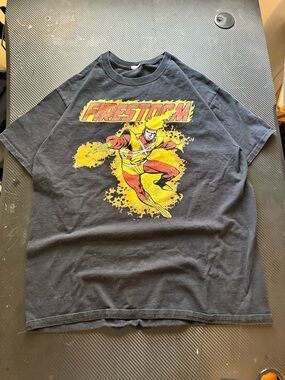 Mens vintage Dc Comics Firestorm t-shirt MEASUREMENTS SHOWN